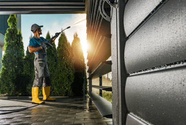 Best Roof Power Washing Services  in New Carlisle, OH